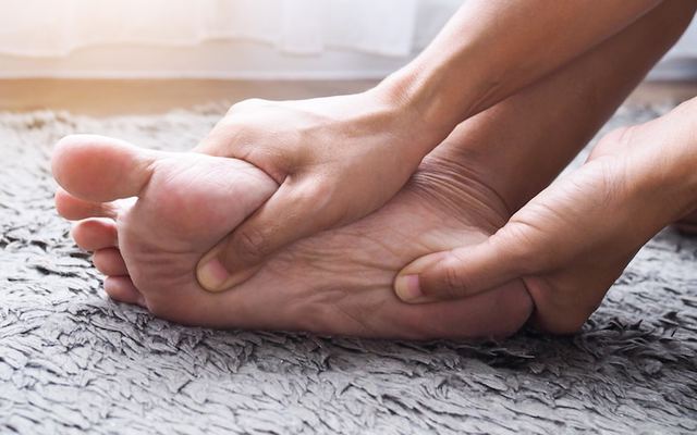 Why and How Does Diabetic Foot Occur?